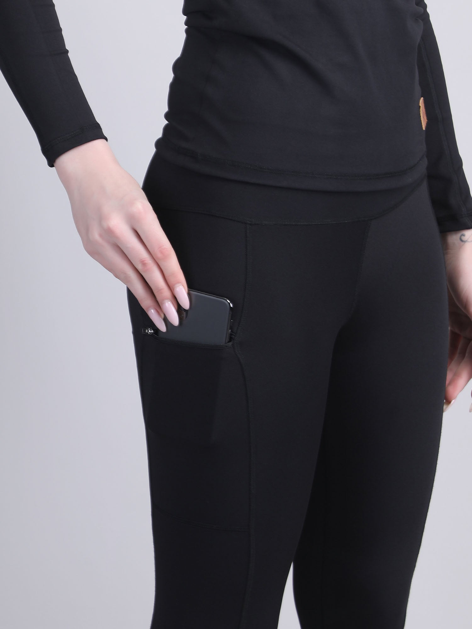 Gym pants for women with pockets